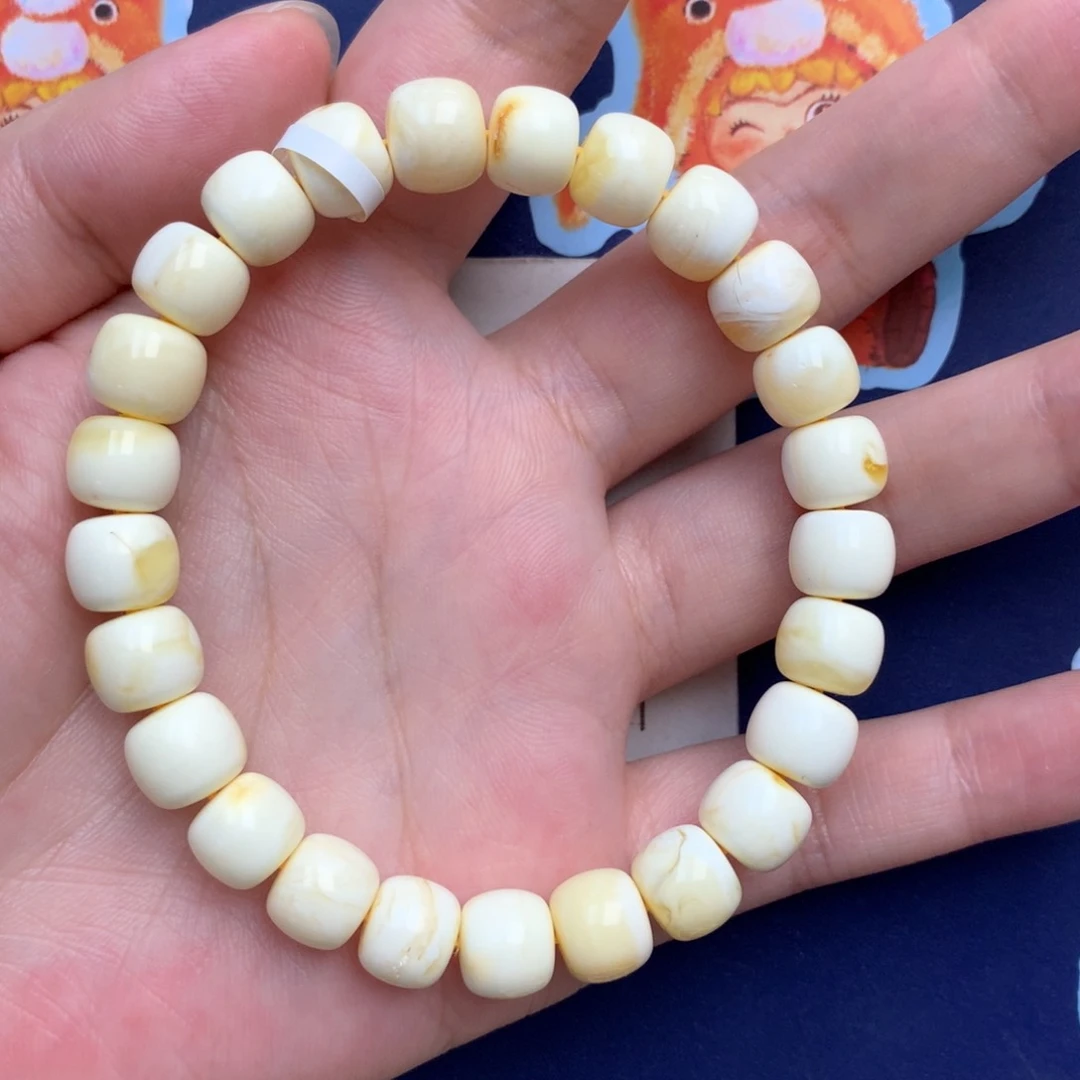 蜜蜡未镶嵌珠宝奇石245