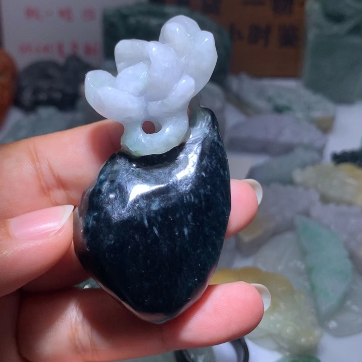 翡翠未镶嵌颈饰保真天然A货翡翠