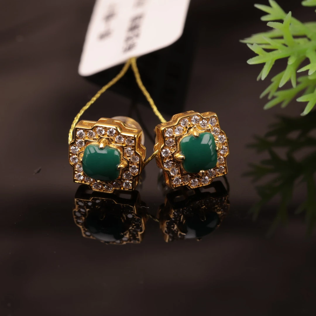 原矿纯天然绿松石精品18k金镶嵌耳钉