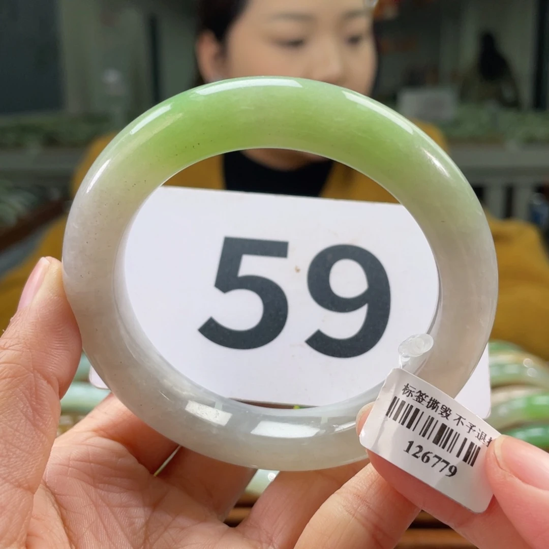 未镶嵌手镯和田玉结构