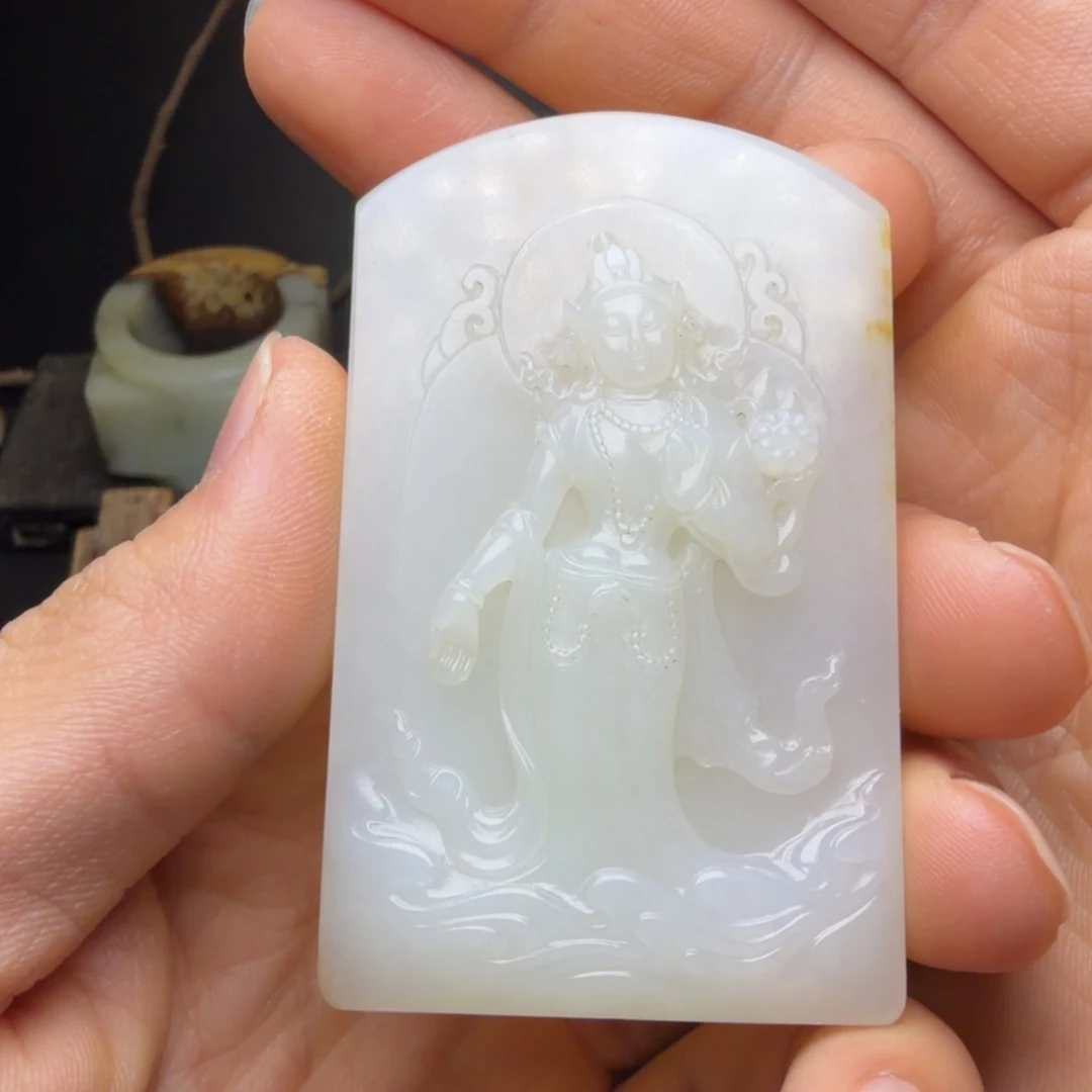 有***。和田玉（糖玉）未镶嵌挂件