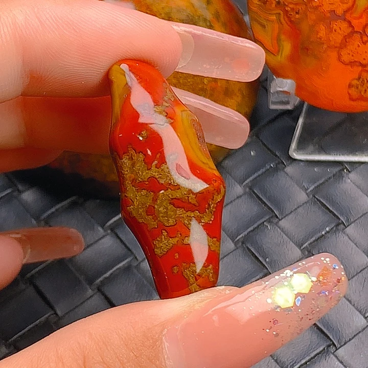 玛瑙/玉髓颈饰足银镀金镶嵌悟*