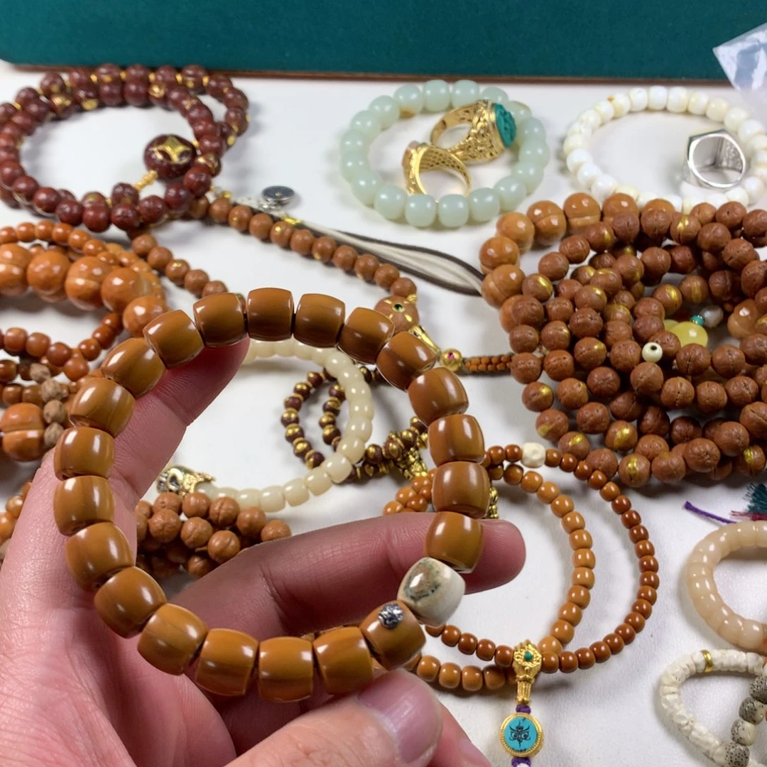 I***I橄榄核吊坠。。。。。。。。。。