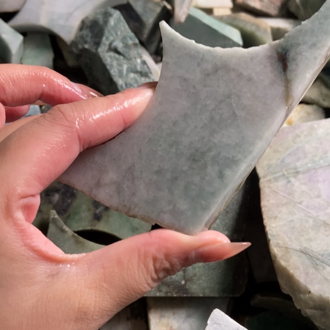 翡翠未镶嵌挂件天然翡翠