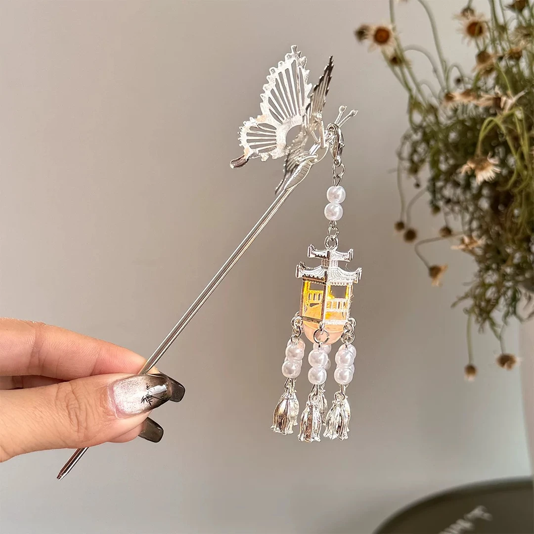 宫灯，新中式银色灵动蝴蝶凉亭宫灯国风发簪发钗（302）