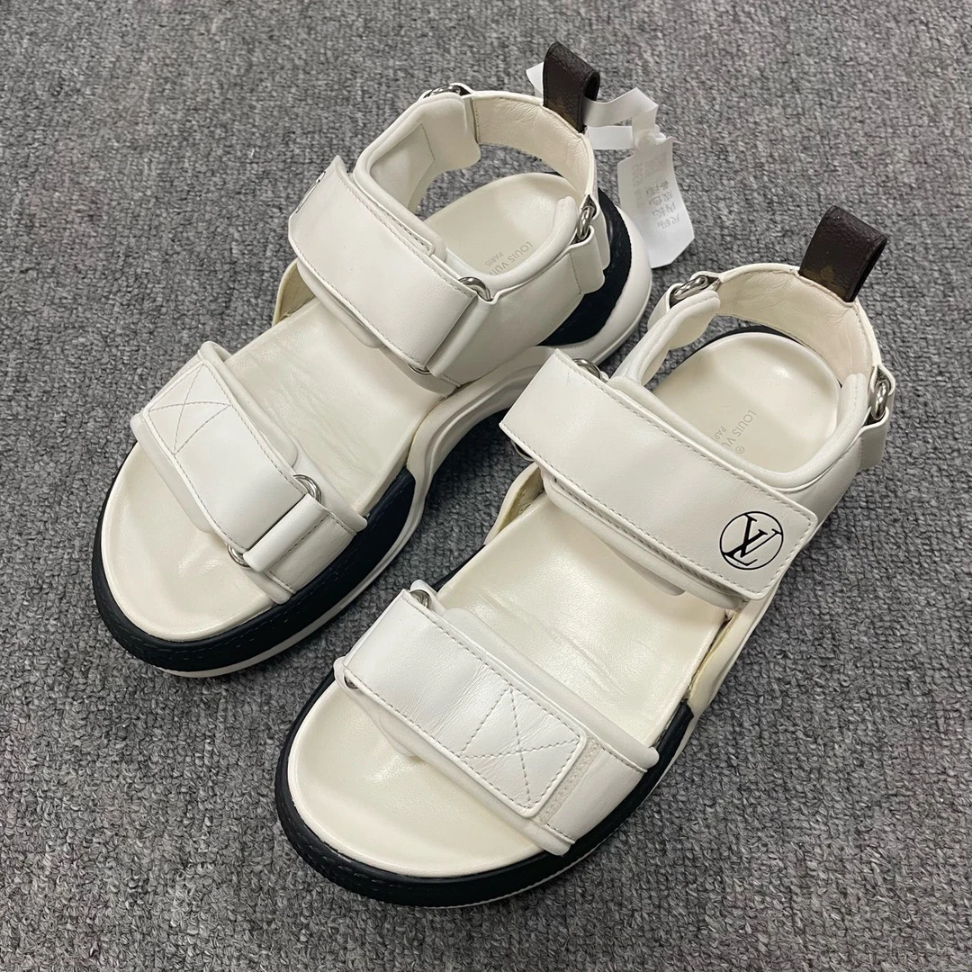 95新 LouisVuitton/路易威登 魔术贴舒适休闲沙滩凉鞋 36码/6305