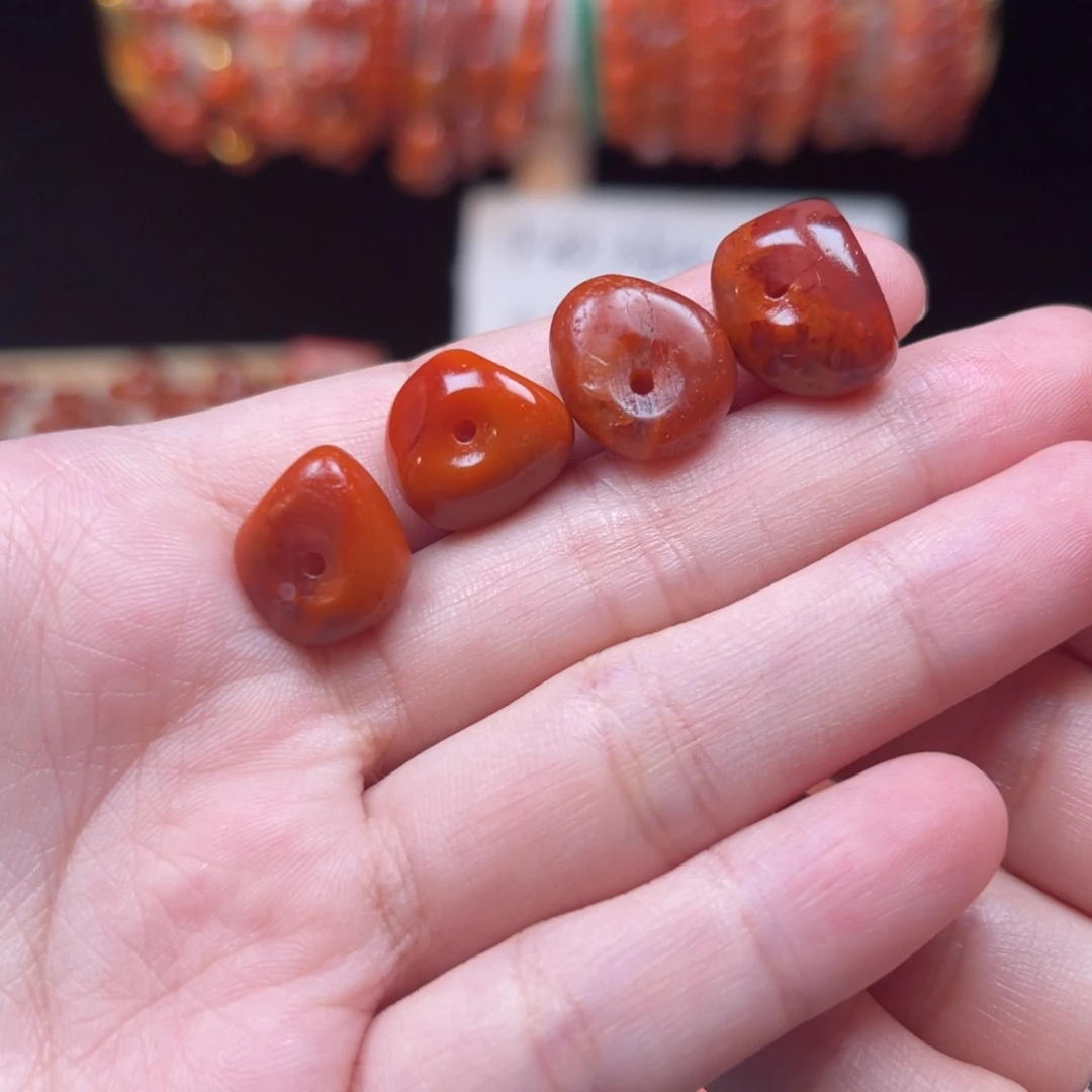 吊坠(不含链)未镶嵌南红玛瑙微瑕