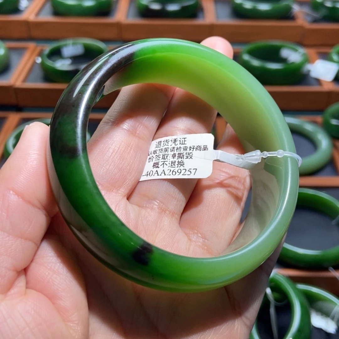 和田玉（碧玉）未镶嵌手镯红皮粉绿5859