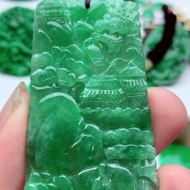翡翠未镶嵌吊坠(不含链)