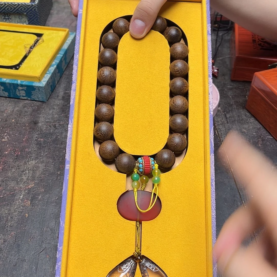 大叶紫檀（黑酸枝木类）