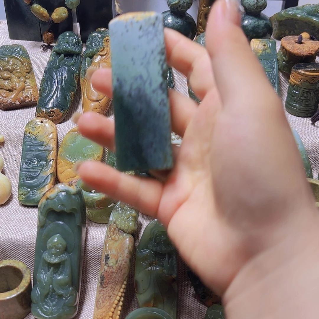 岫岩河磨玉（透闪石质玉）未镶嵌挂件