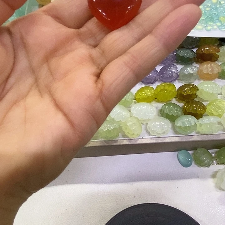 蛇纹石玉合金颈饰