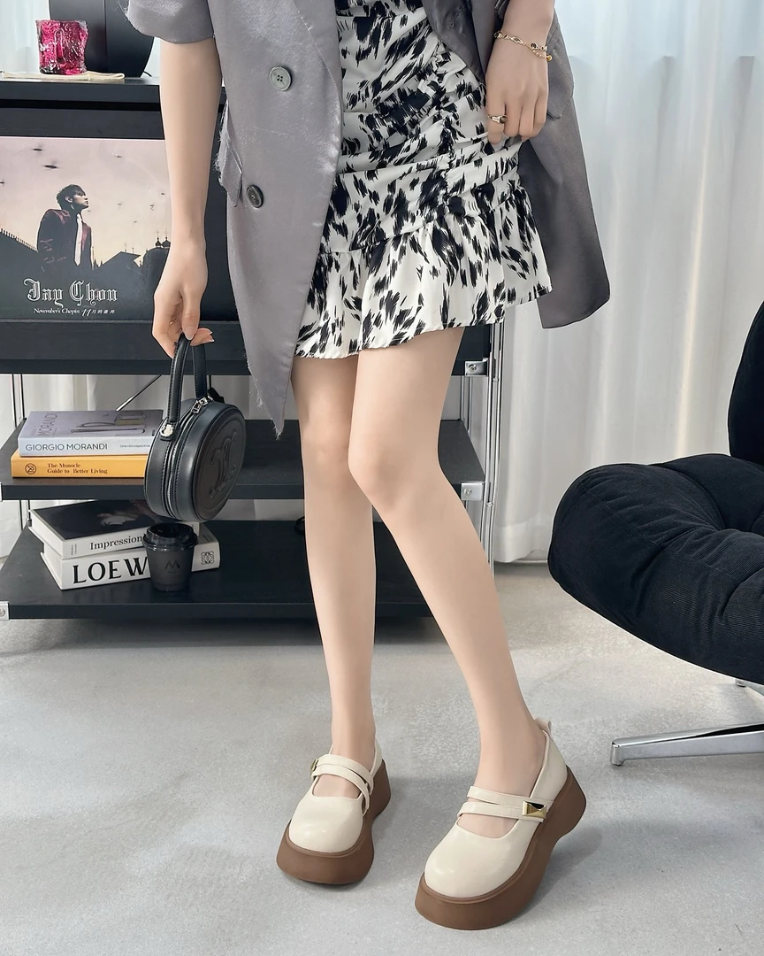 春季休闲高跟夏季英伦纯色中跟魔术贴单鞋真皮鞋子厚底时尚玛丽珍