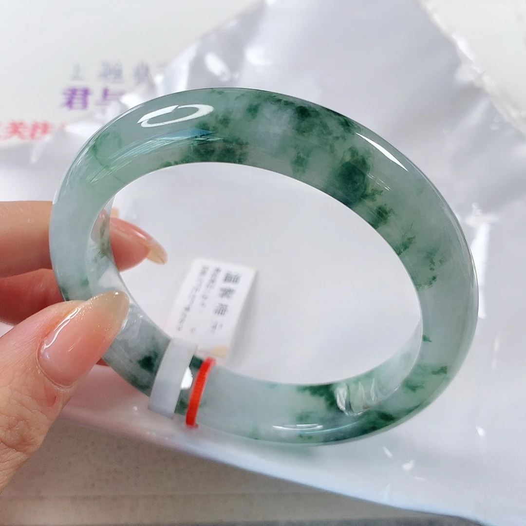 翡翠手镯未镶嵌 正圈①⑤⑨
