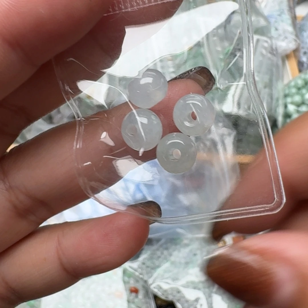 翡翠未镶嵌挂件3**2福利
