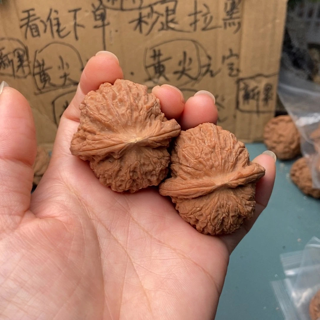 张***涛吊坠文玩核桃血麒麟27