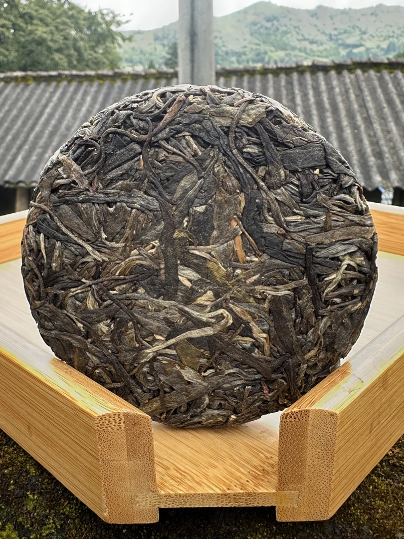 【掌柜推荐】云南古树普洱茶生茶饼100克/饼