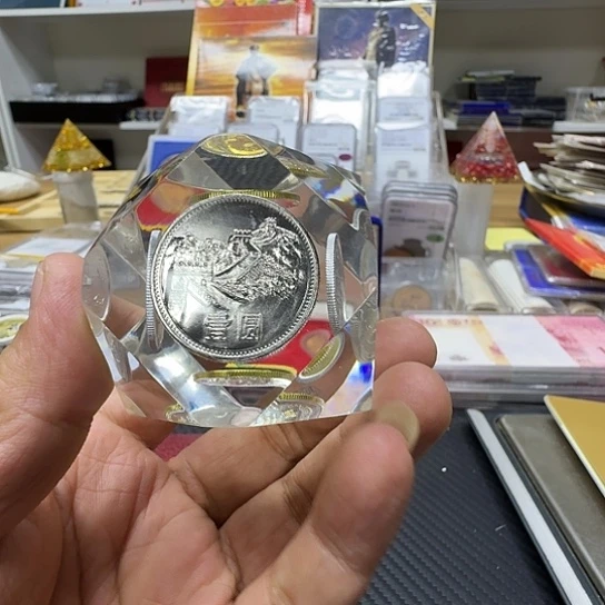 其他普通金属长城水晶球一个268