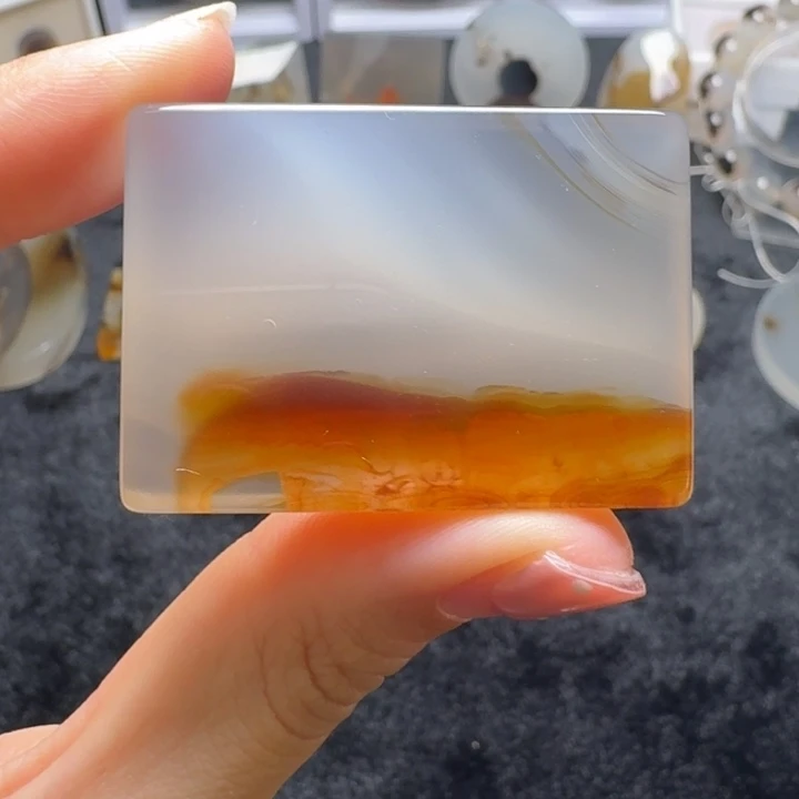 青***蕻玛瑙/玉髓未镶嵌珠宝奇石