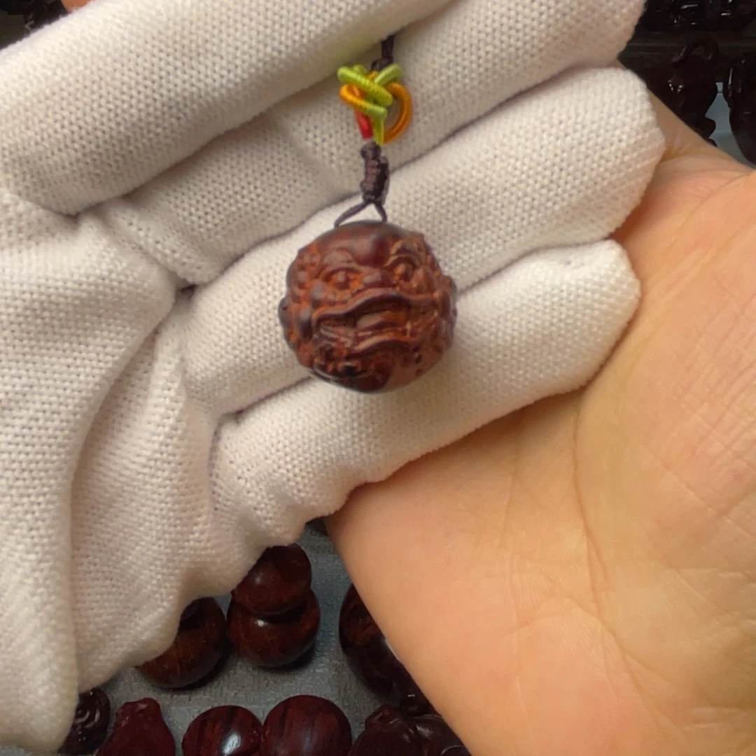 檀香紫檀（小叶紫檀）貔貅