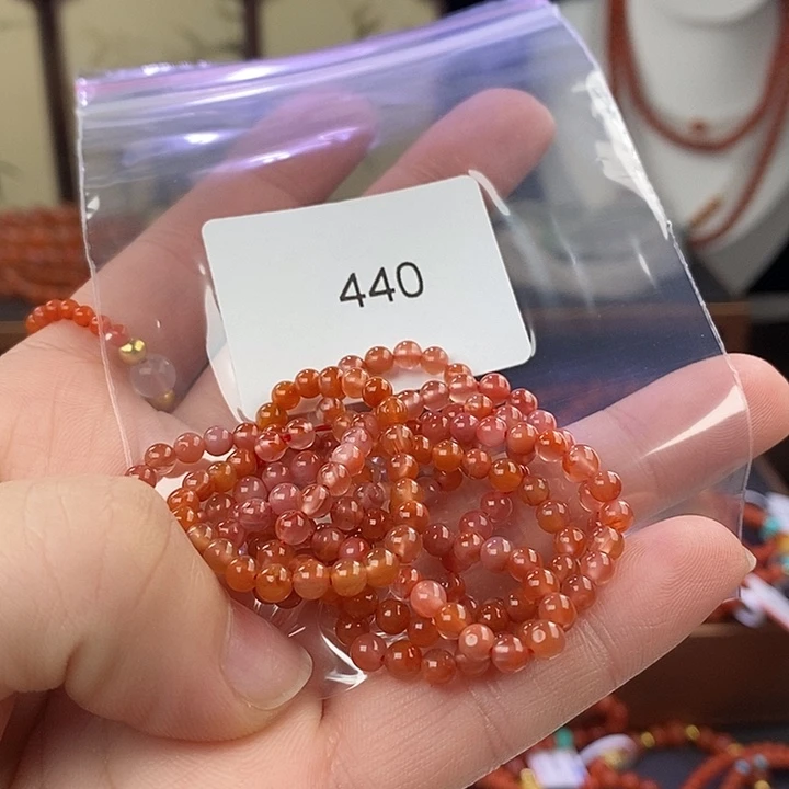 南红玛瑙未镶嵌手链