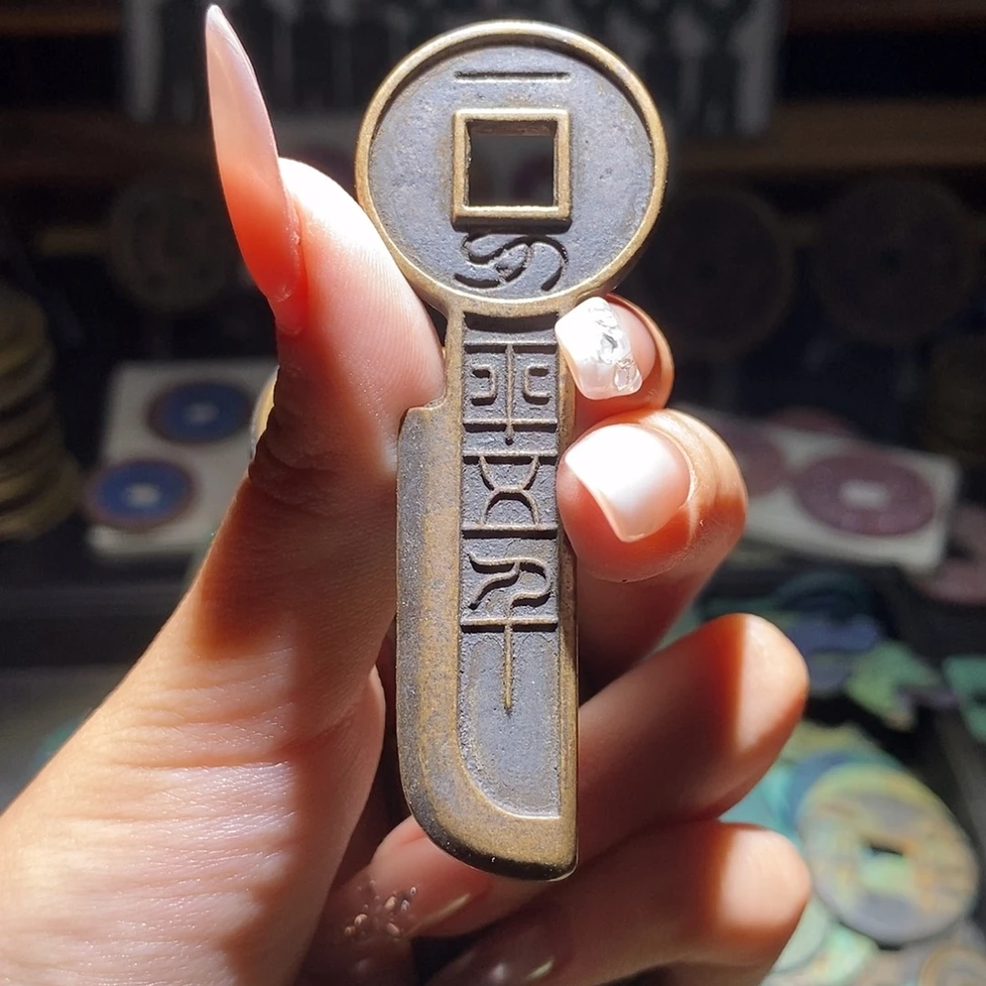 枫***冷铜现代仿制工艺品