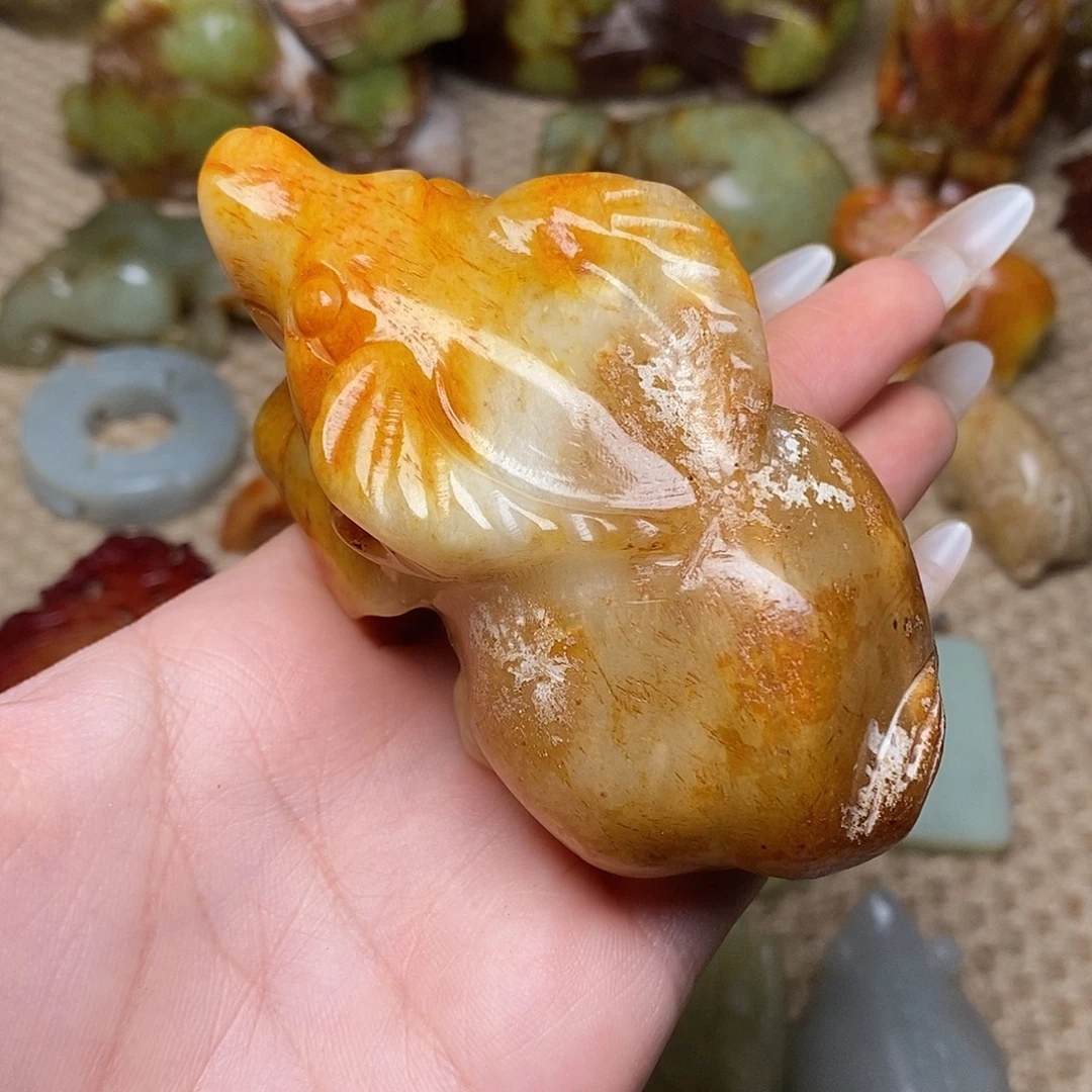 未镶嵌蛇纹石玉颈饰