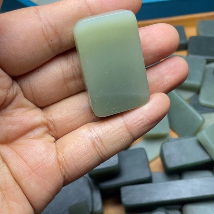 未镶嵌和田玉珠宝半成品