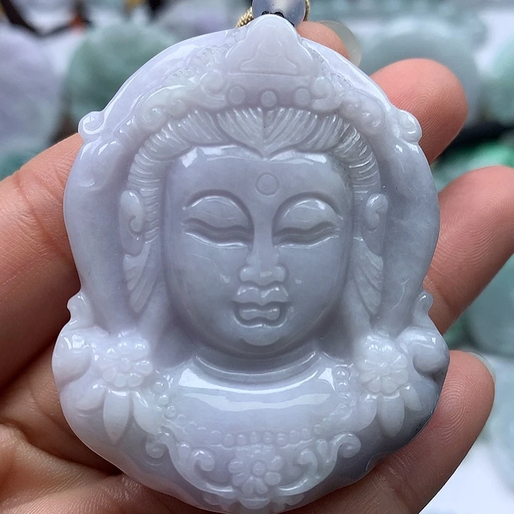 翡翠未镶嵌颈饰观音福利