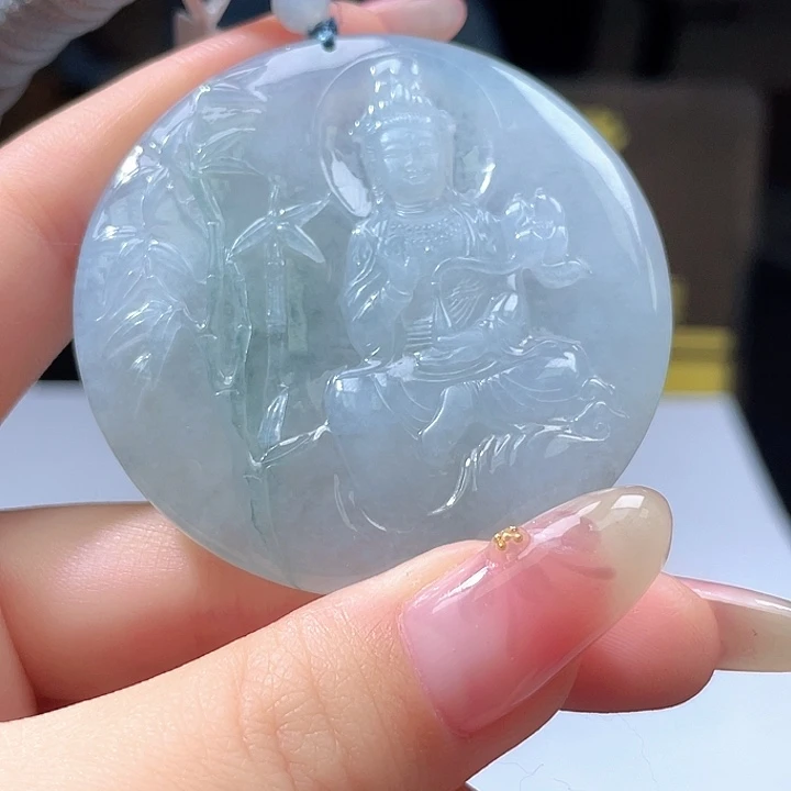 梅***道翡翠未镶嵌颈饰吊坠