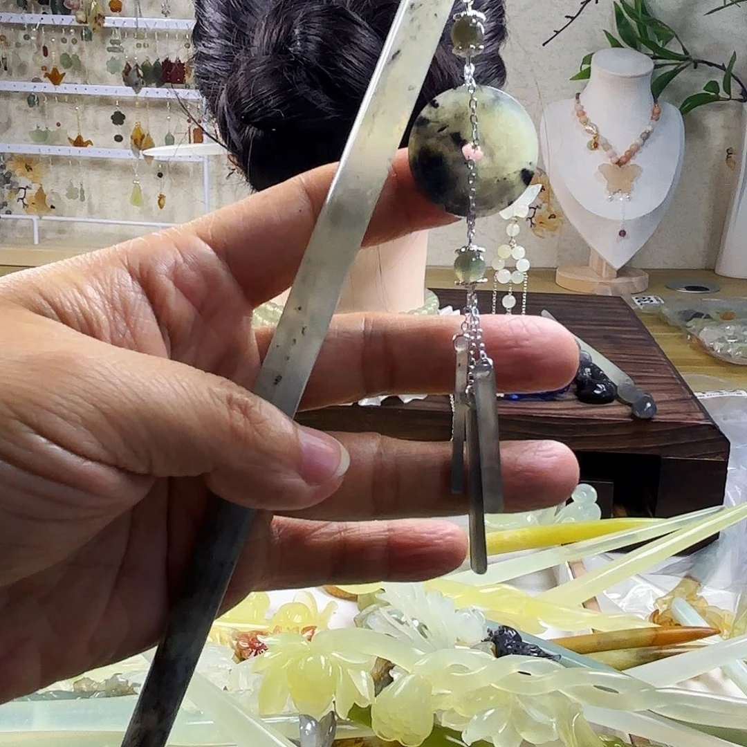 蛇纹石玉发饰合金