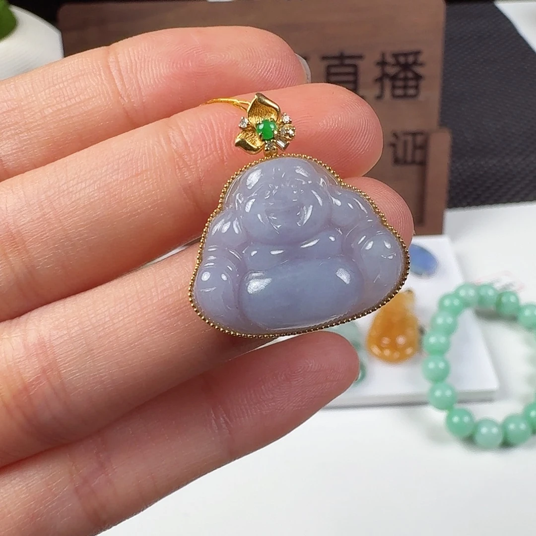 翡翠18K金镶嵌颈饰