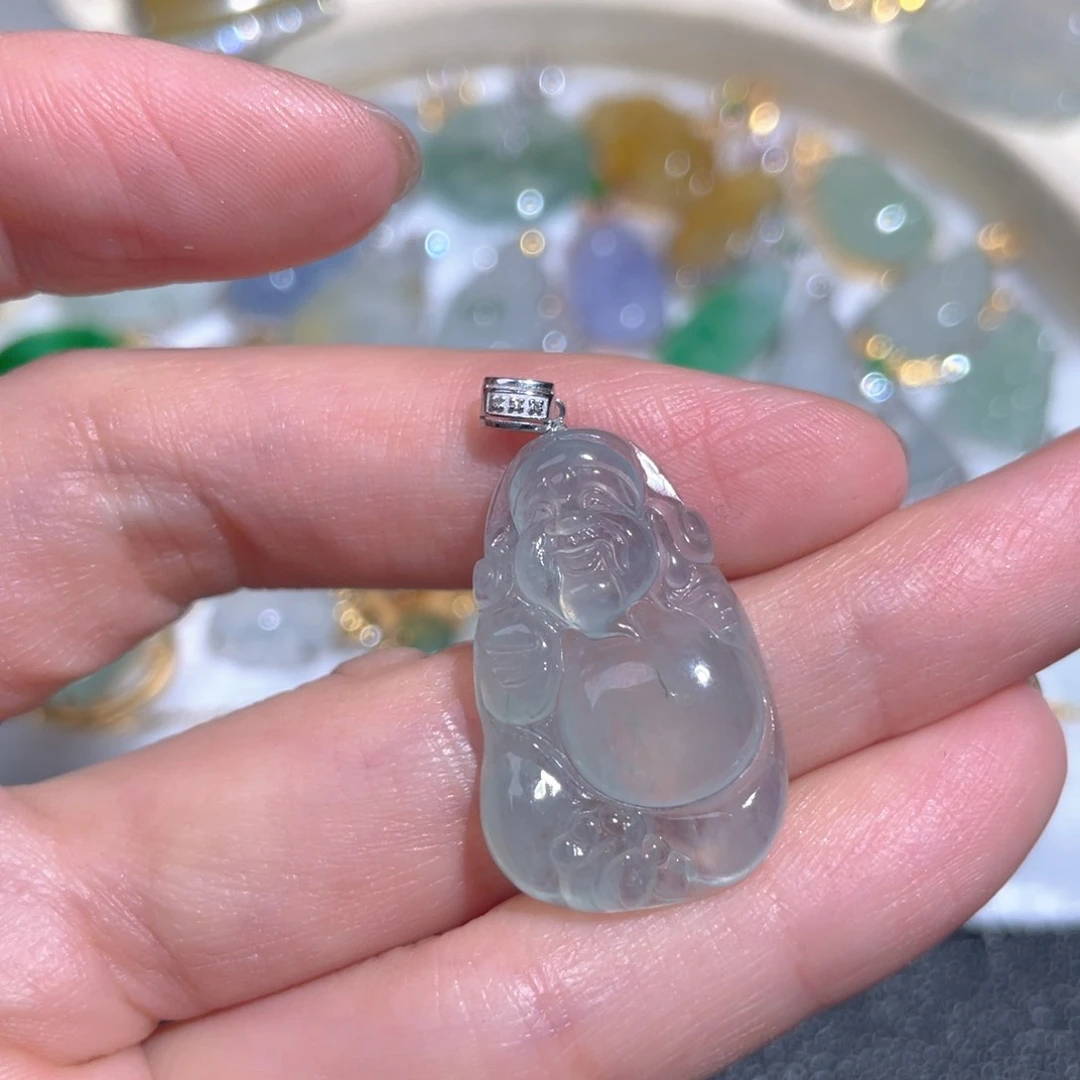 翡翠颈饰18K金镶嵌翡翠