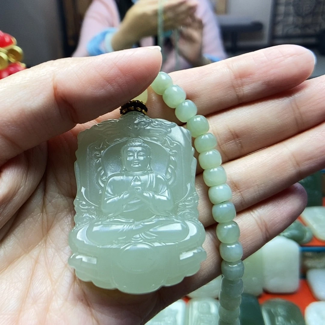 颈饰未镶嵌和田玉