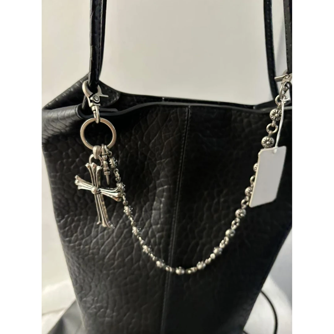 023古银挂件【点点精选】新款时尚轻奢百搭气质女包