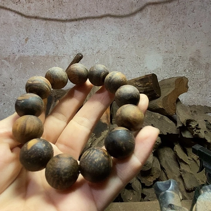 上***工贡木把件我们都市丽人医院的医生