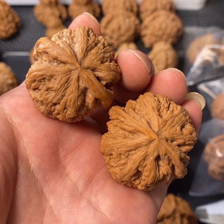 吊坠桃核3565346777