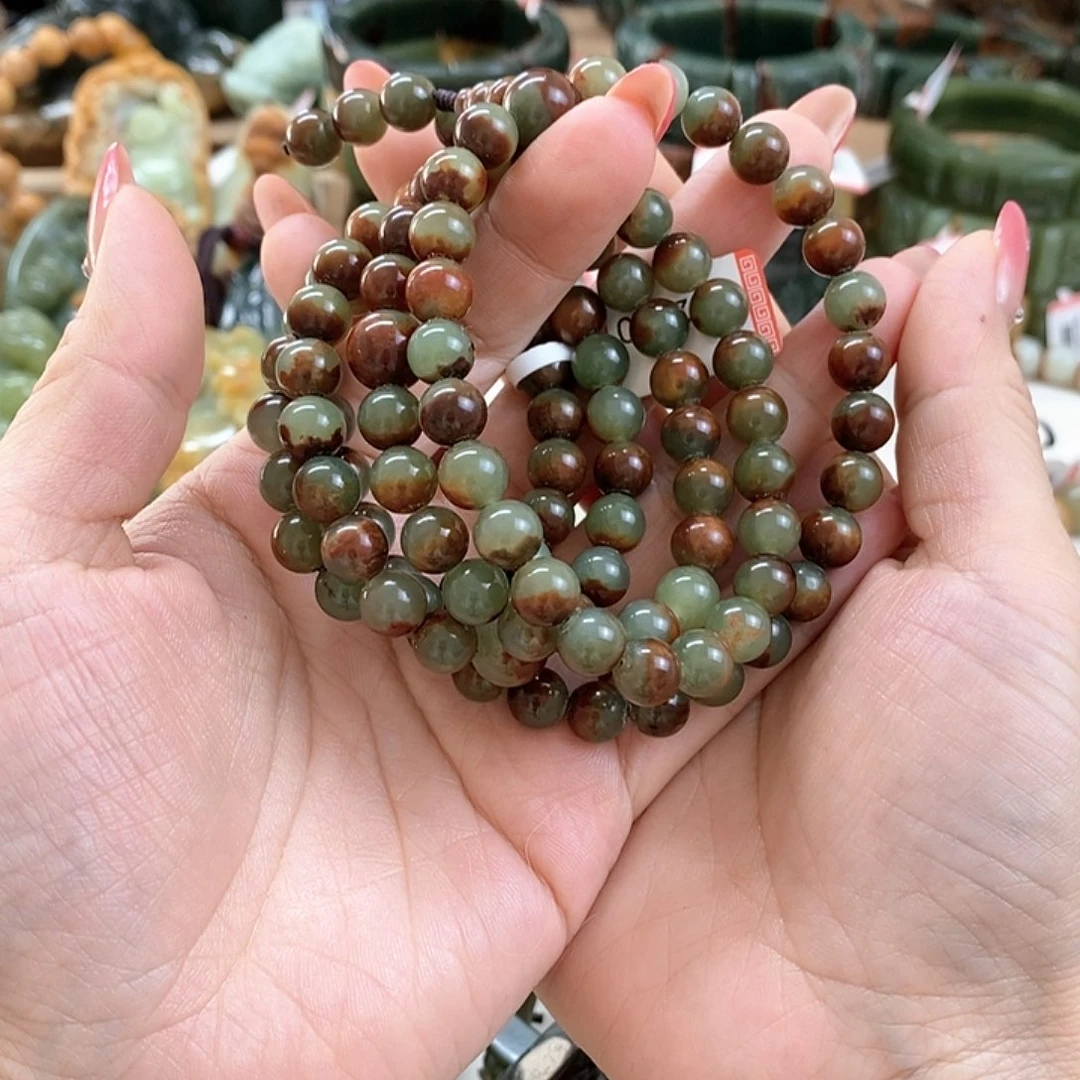 透闪石质玉颈饰未镶嵌用****3