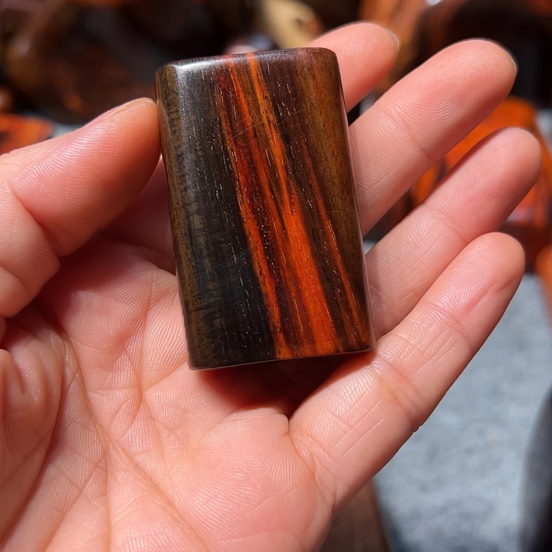 交趾黄檀（大红酸枝）用****0