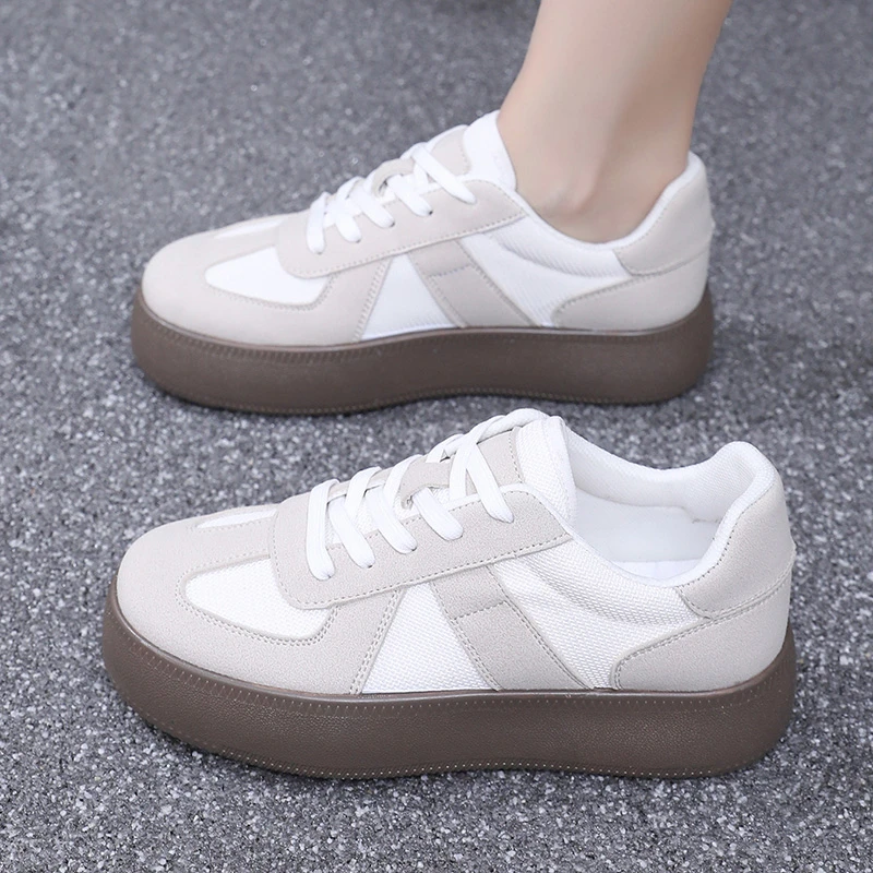 春季新款厚底德训鞋增高女款小众阿甘鞋运动单鞋百搭舒适休闲板鞋