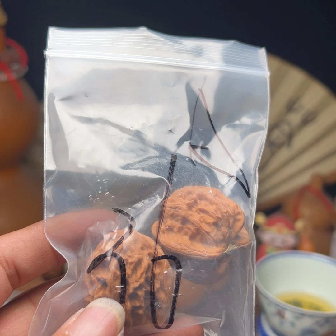 文玩核桃吊坠追龙