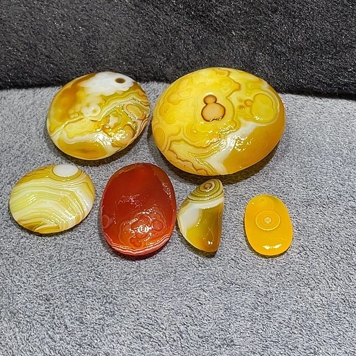 玛瑙/玉髓未镶嵌珠宝奇石