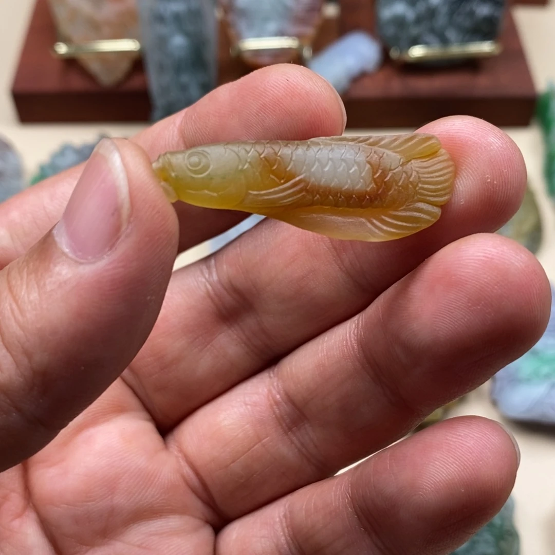定制翡翠未镶嵌新