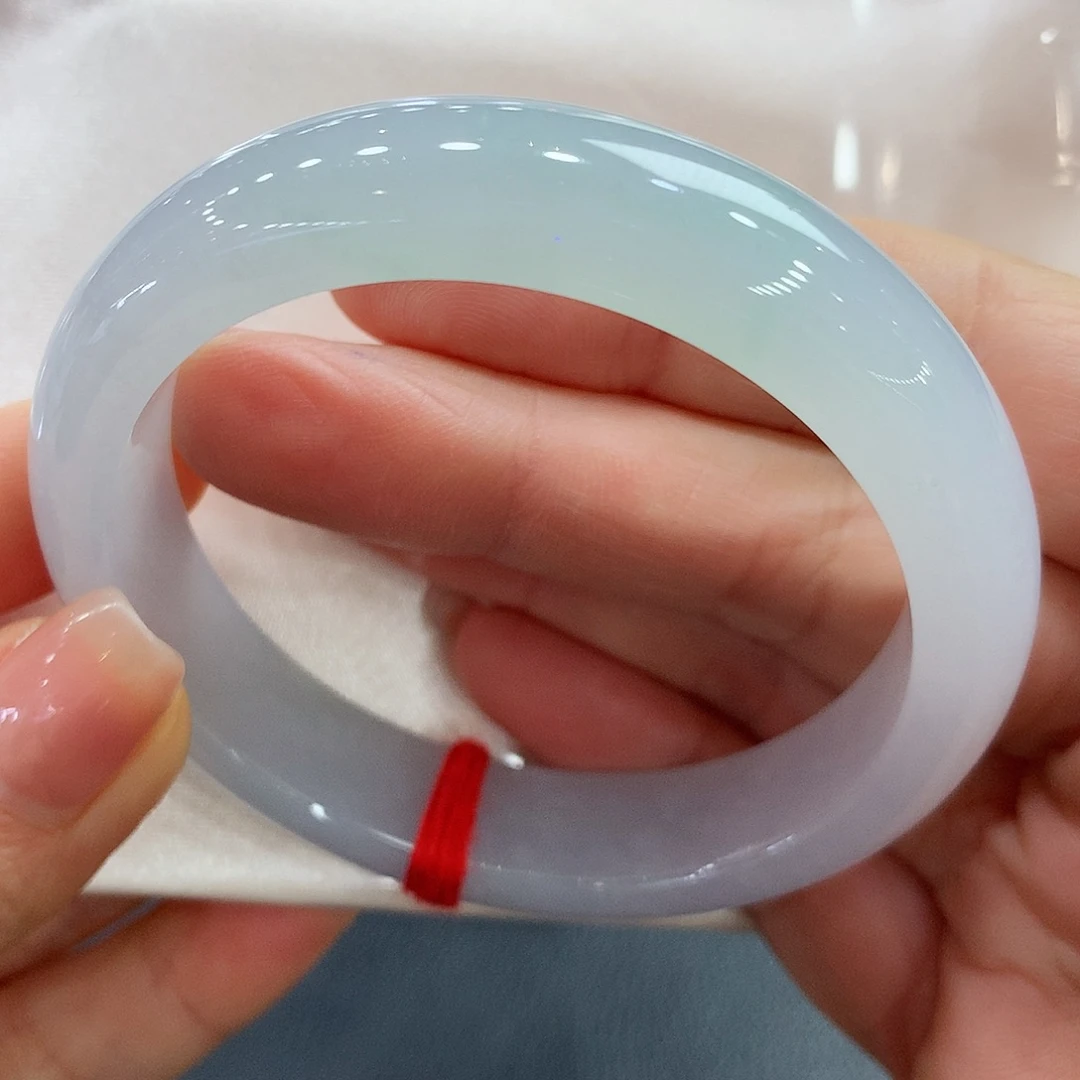 翡翠未镶嵌手镯54.6正圈两天鉴赏