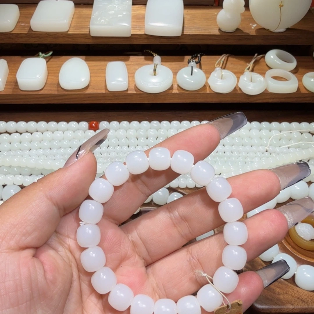 F***J未镶嵌手链和田玉