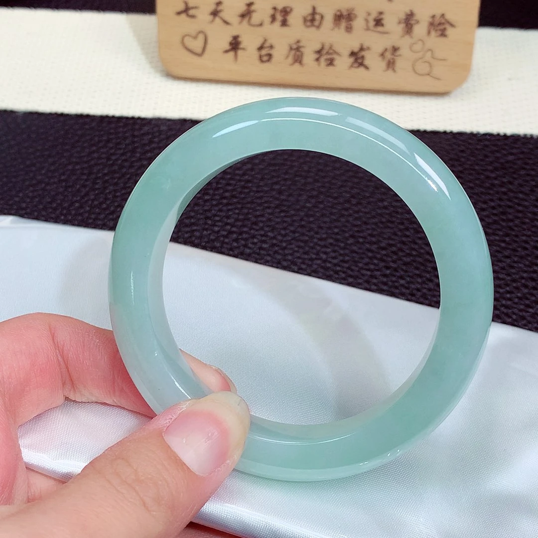 翡翠手镯未镶嵌1204号