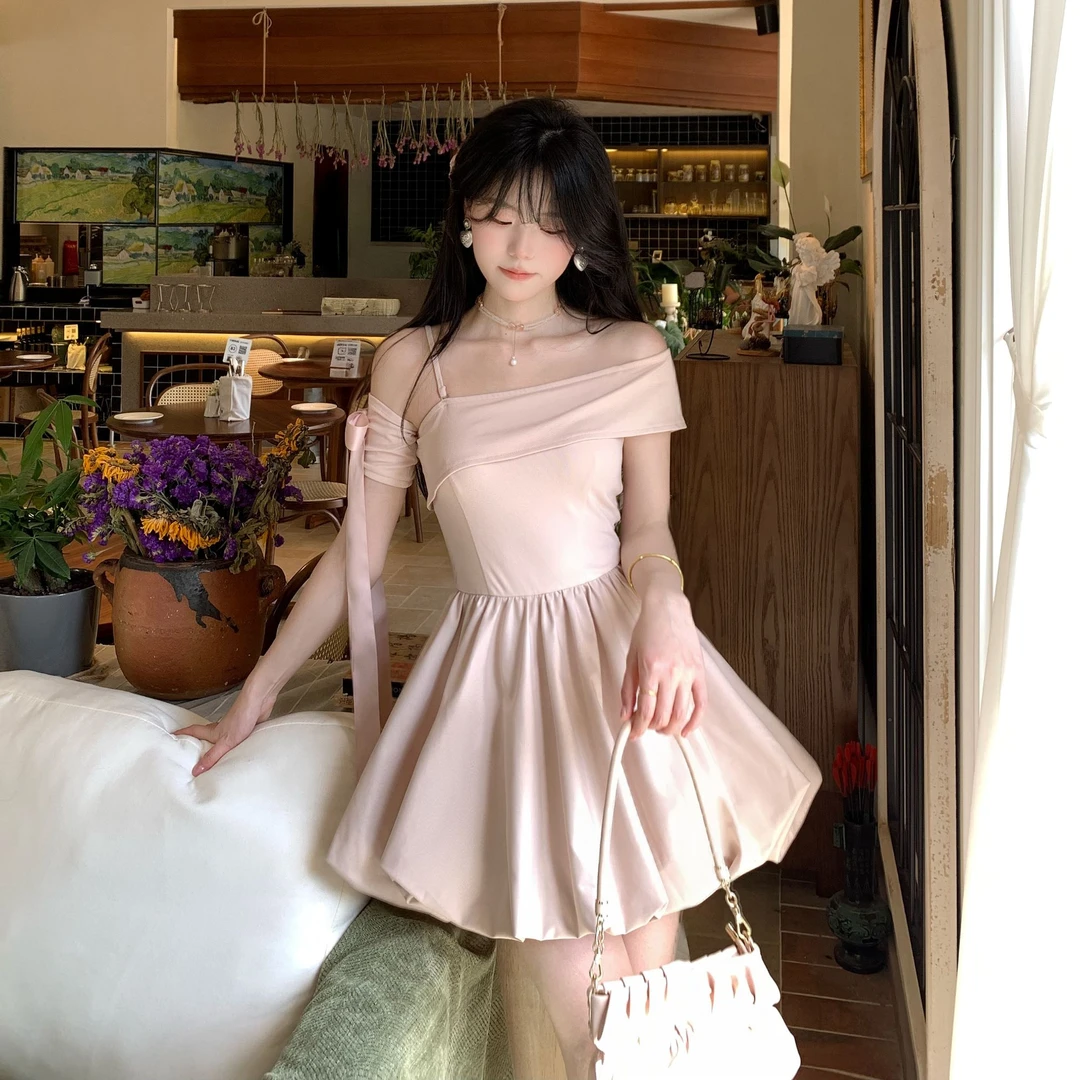 Blovelan真空玫瑰 斜肩蓬蓬裙摆自然垂感 甜美飘逸少女感夏新款