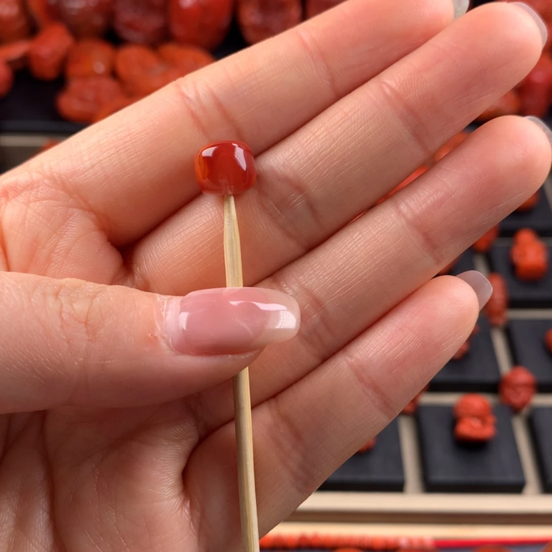 【闪购商品】南红玛瑙未镶嵌老型单珠9.4mm扛***路