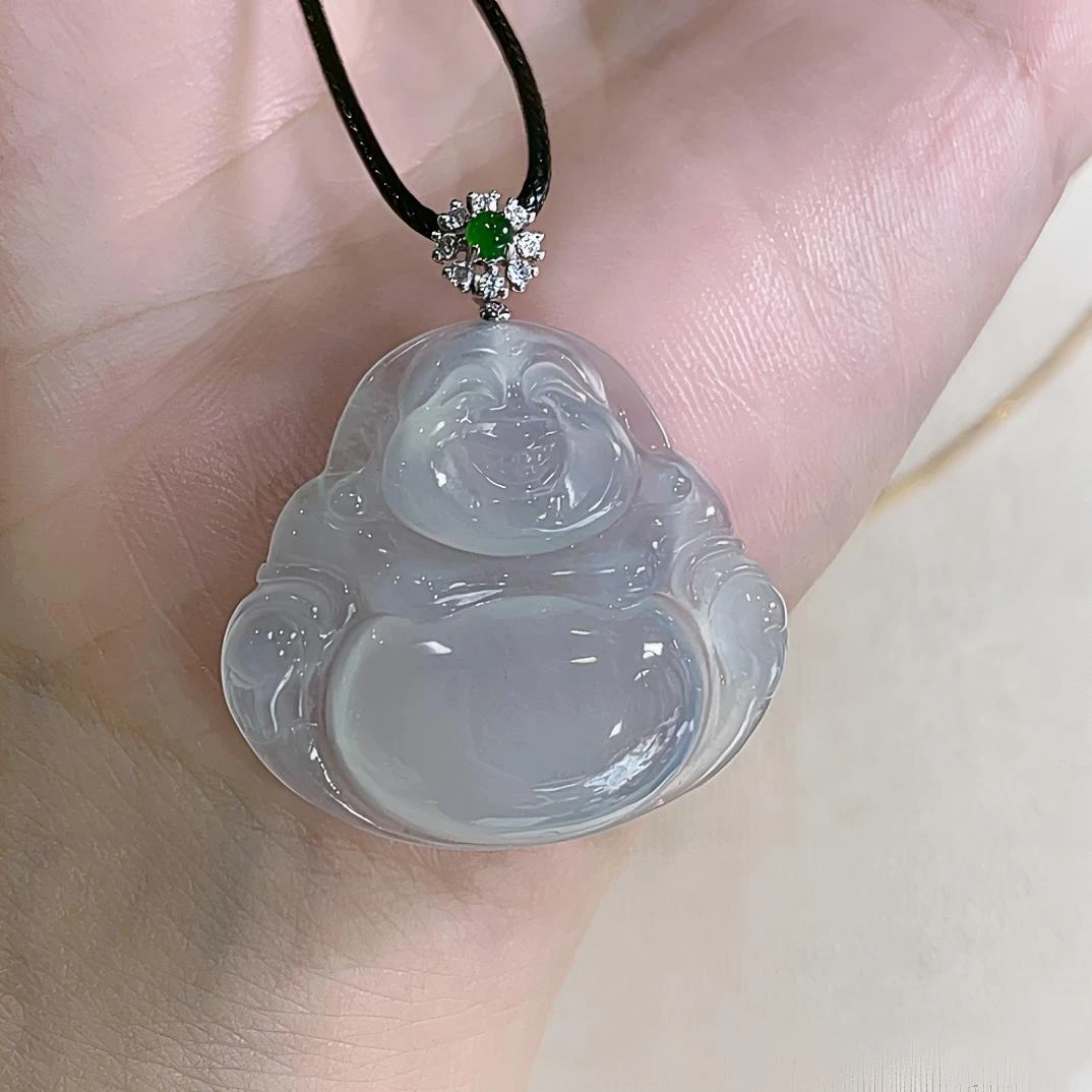 天然缅甸翡翠白冰冰佛公