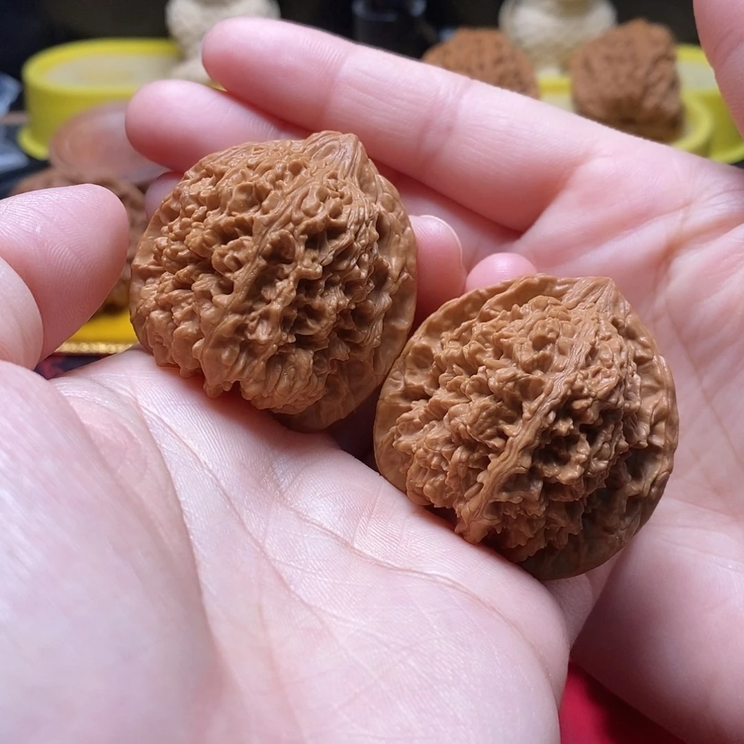 文玩核桃把件42尺放漏满天星